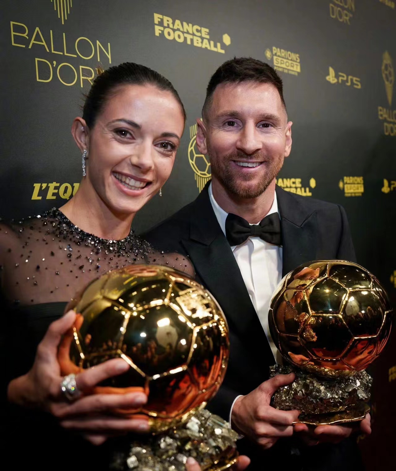 Las superestrellas del fútbol brillan en el cielo, los momentos de gol de oro de Messi y Bonmati